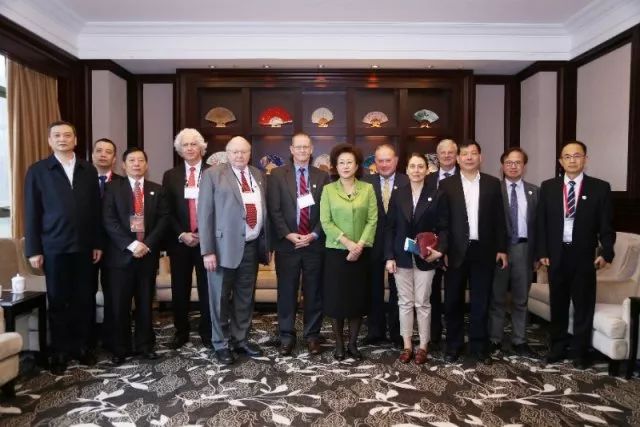 1542040757348108.jpg 1542040757348108.jpg